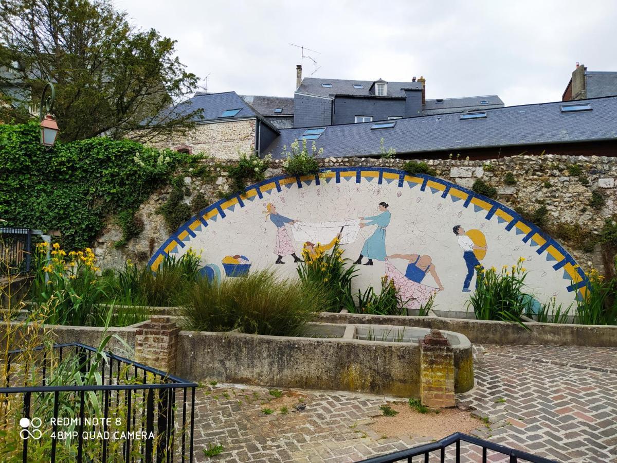 Bel Appartement A Honfleur Kültér fotó
