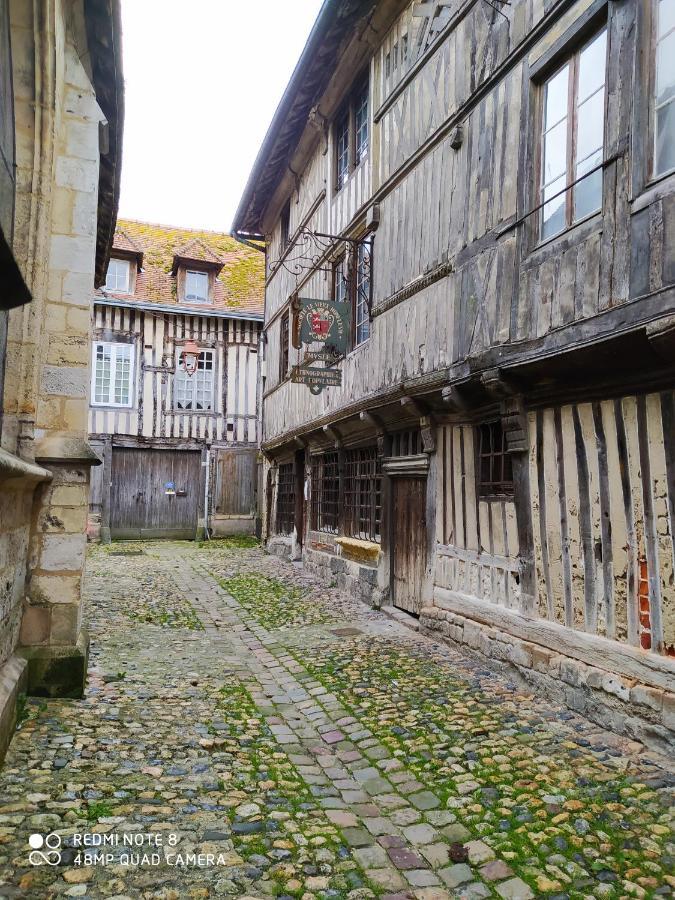 Bel Appartement A Honfleur Kültér fotó