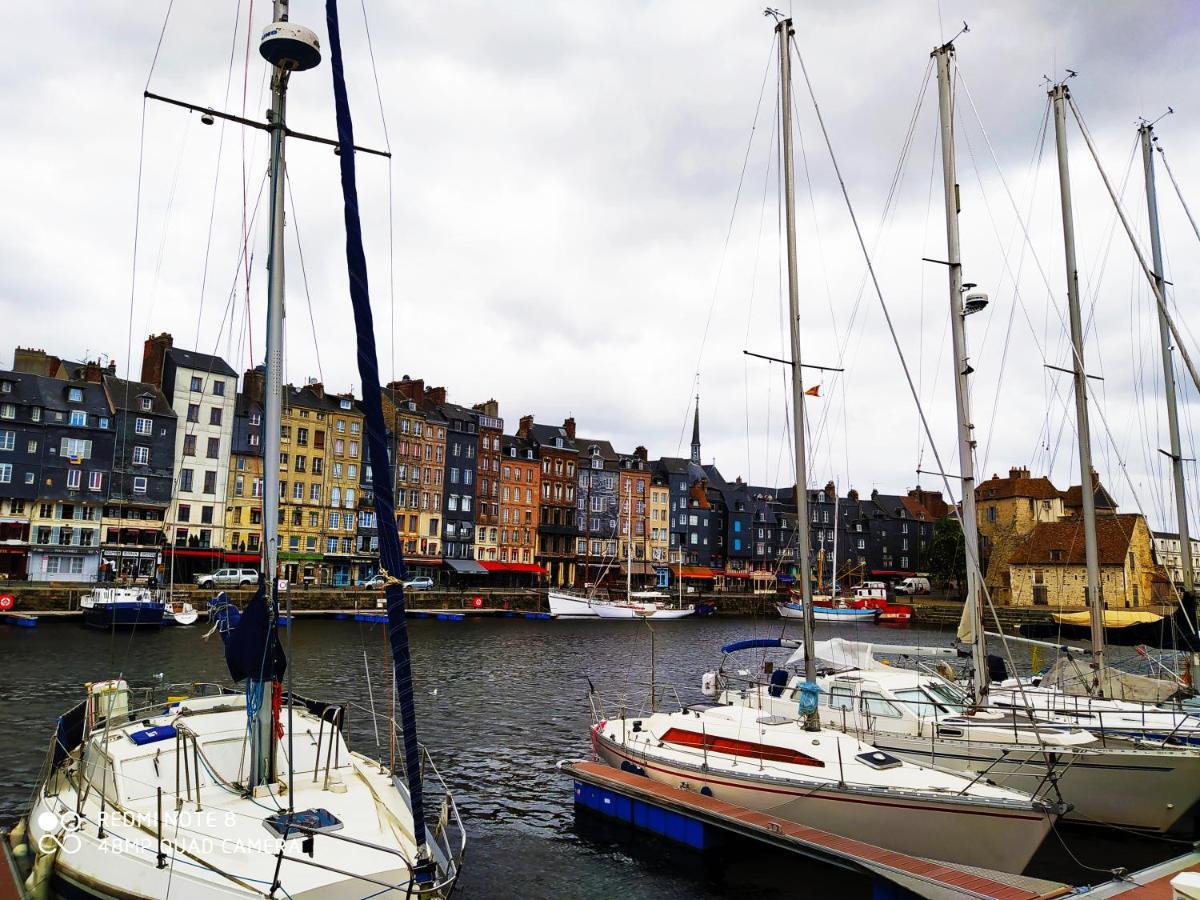 Bel Appartement A Honfleur Kültér fotó